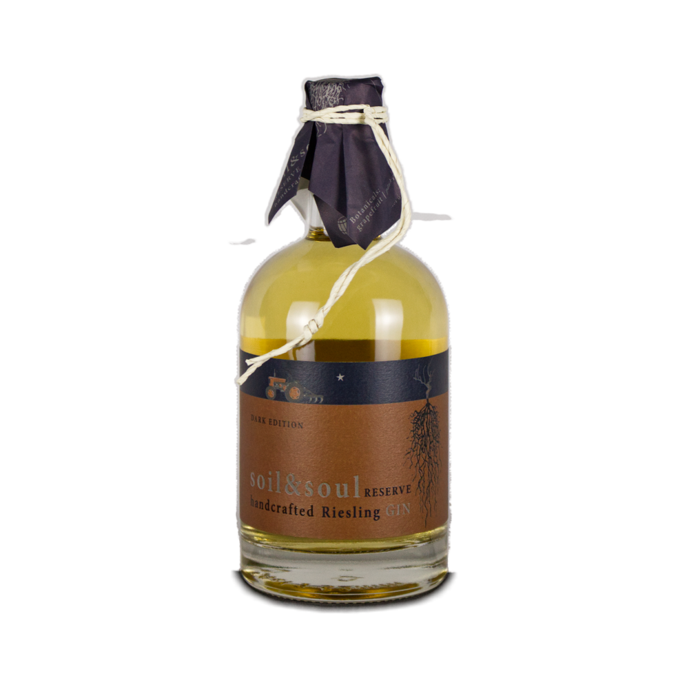 soil &amp; soul handcrafted Riesling Gin Réserve 